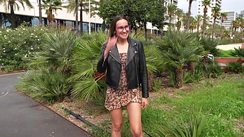 The greedy Katy is spoiled! - Jacquie et Michel TV