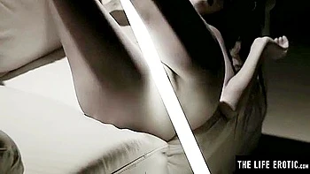 Hot Naked Brunette Fingerbangs Herself To An Intense Orgasm