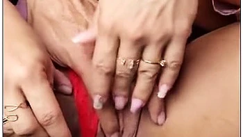 Little Miss And Loira Gostosa In When We Go On A Trip, You Cant Miss A Little Joke Inside The Car