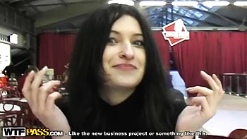 Hot amateur girlfriend in lingerie