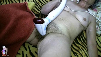 Granny pussy: Blowjob, Missonary  Licking Porn