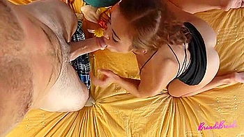 Girlfriend Cheating During The Time That Boyfriend Running Late