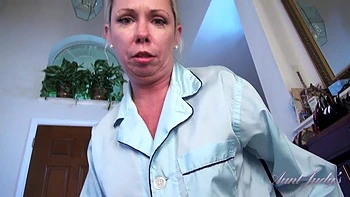 Your Step-Auntie Liz Helps You with Your Workout