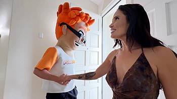 I Banged Realtor Izi Blu Doggystyle on My PornDude Pillow Handjob Riding  Massive Facial to Close the Deal: Porn