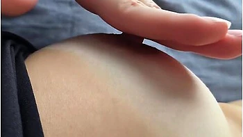 [4k Quality] Close-up Breast Teasing - Nail Scratching Skin Asrm