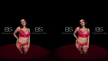 Nikki Riddle Has A Surprise Gift For Billie Star