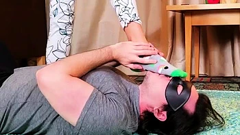 Lexi Long Legs - Wheel Of Doom Get Lucky Or Go To Poiler He