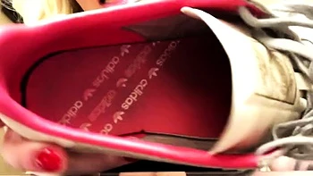 Goddess Rose Thorne - Grey Sneaker Sniffer