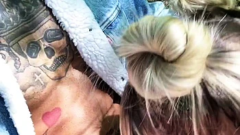 Amateur blonde for amazing hardcore