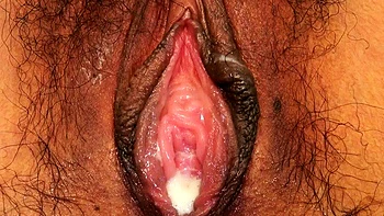 Amateur close up ass toying