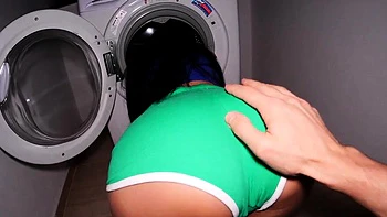 Big-Assed Brunette Stepsister Stuck in the Washing Machine G