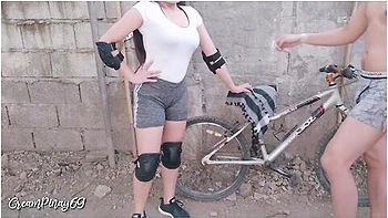 Pinay Fucked By Stranger - Outdoor Sex