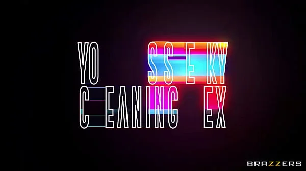 Yola Has Sneaky Cleaning Sex / Brazzers  / download full from http://zzfull.com/has