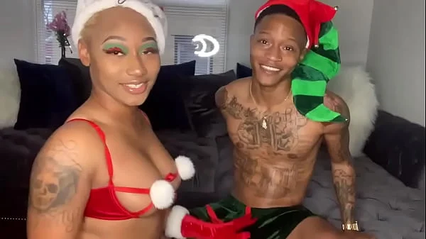 ThickAssDaphne takes BBC & Cumshot