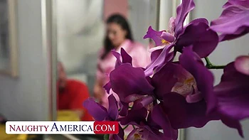 Lonely brunette Mandy Waters has landlord cum over to fix her pipes