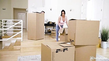 Gorgeous busty brunette Jennifer White rammed in her hairy pussy