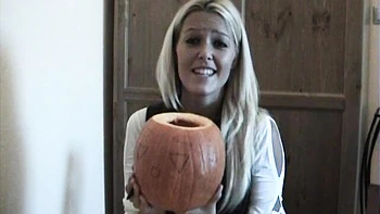 Gorgeous blonde Sophie Moone is making a nice Halloween pumpkin