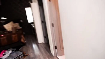 Shower sex play with hot babes Sarah Vandella and Hope Howell