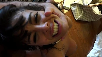 Brunette with apple bottom Luna Star fucked in the hotel room