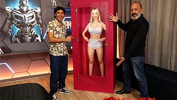 Big-breasted blonde Gatita Veve penetrated in the missionary pose