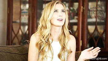 Blonde hottie Alexa Grace gives a nice interview without undressing