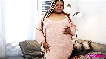 Sinful fancy woman - black tranny video - Grooby Girls