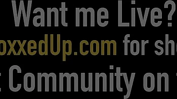 Divine Jenna Foxx's natural tits video