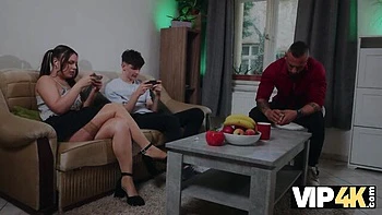 Violet Rilz's moaning smut by VIP 4K