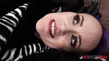 Elite Sascha's double blowjob action