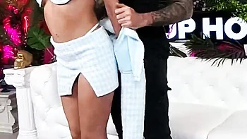 Rocking Chloe Amour and Nade Nasty's sloppy bj xxx