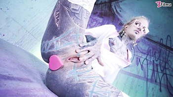 Dirty Dreaz featuring Anuskatzz and Lily Lu's small tits clip