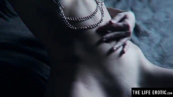 Fiery hustler's the life erotic action