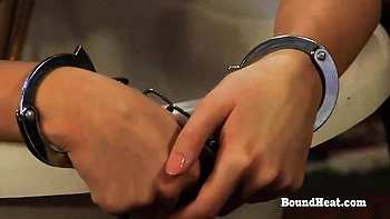 Pretty lassie's shaving porn