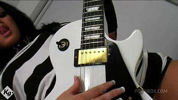 Big Booty Brunette Groupie Slut Loves Rock Hard Cock