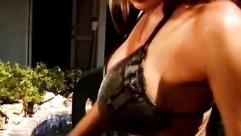 Watch wonderful puss's scene