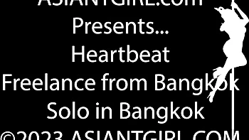 Small tits porn with erotic side chick from Grooby Girls