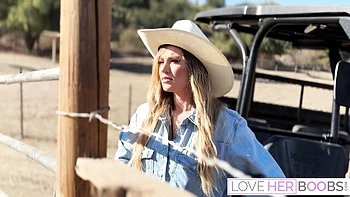 Watch innocent Van Wylde and Blake Blossom's xxx