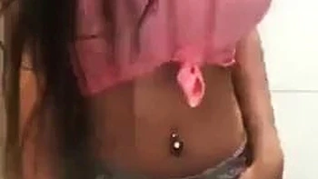 Bouncy Ass Twerk  Solo Bongacams Babe Goes Wild: Big Ass  Twerking Porn