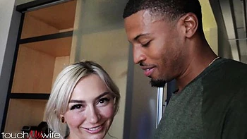 Bonny Chloe Temple and Rocket Powers's blowjob smut