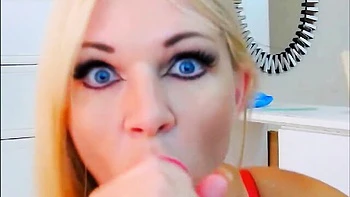 Bonga Cams - squirting clip