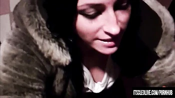 Its Cleo Live featuring Ms Cleo's bathroom clip