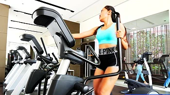 Big booty Asian girlfriend homemade sex