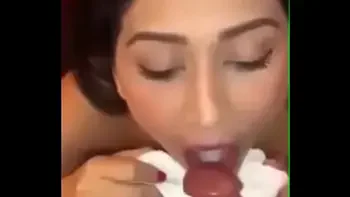 Muslim women ko Lund chusaya Aur Cream Ander Nikal dia | Satisfied Service | Contact me for getting service in India