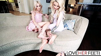 Flashy Lola and Emma's foot porn trailer