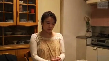 01002,A bitch is fully exposed during sex!