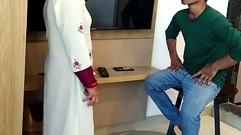 Indian homemade sex: Amanraza9 fucks 18 year old Baby Kajal's tight pussy doggy style while watching TV