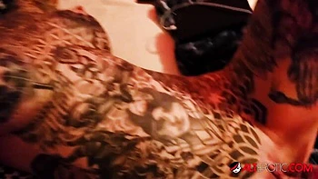 Skillful Sascha Ink at hardcore scene