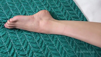 Freya Parker Might Be Young Be She Knows How To Use Her Hairy