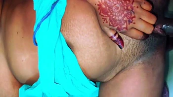 Bhabhi Ke Chikni Chut Me Devar Ne Hath Dal Ke Cream Nikal Diya.big Boobs Wali Desi Aunty Ko Stepuncle Ne Chut Chod Ke Chut Me Maal