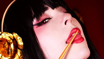 Babe brunette pornstar riding dick